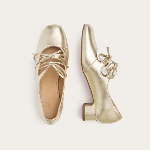 Greta Heels, gold